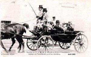 ALGER - VOYAGE DU ROI D'ANGLETERRE EDOUARD VII ET LE LA REINE DEPART VERS LA MEDERSA - AVRIL 1905